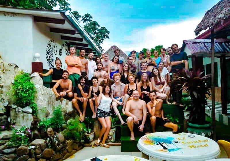 هتل El Curichal Hostel