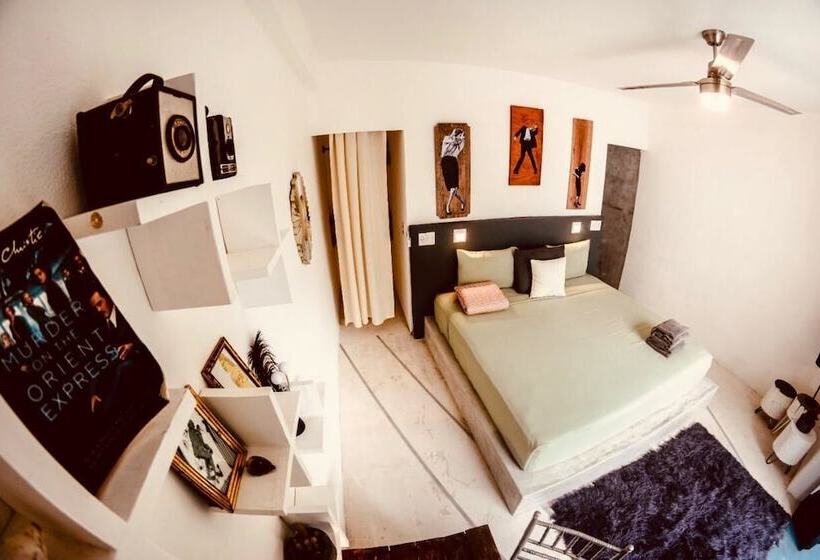 هتل Radio Tulum
