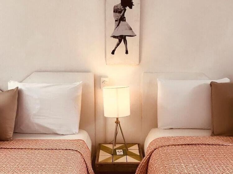 هتل Radio Tulum