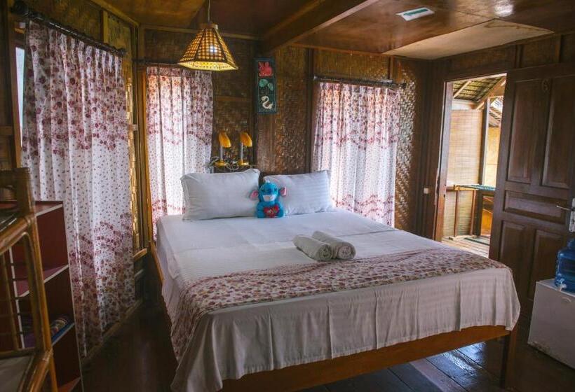 استراحتگاه Freddies Santai Sumurtiga