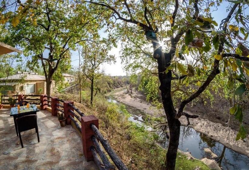リゾートホテル The Riverwood Forest Retreat Pench