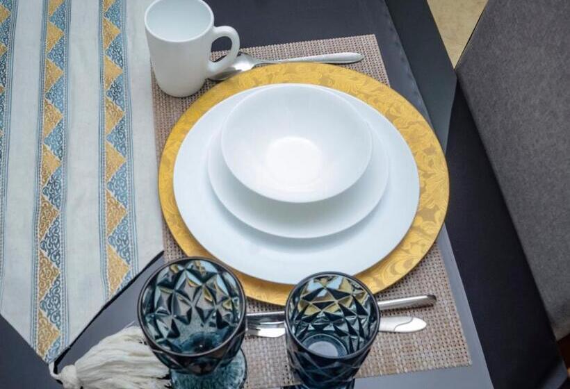 تختخواب و صبحانه Jadea Residence