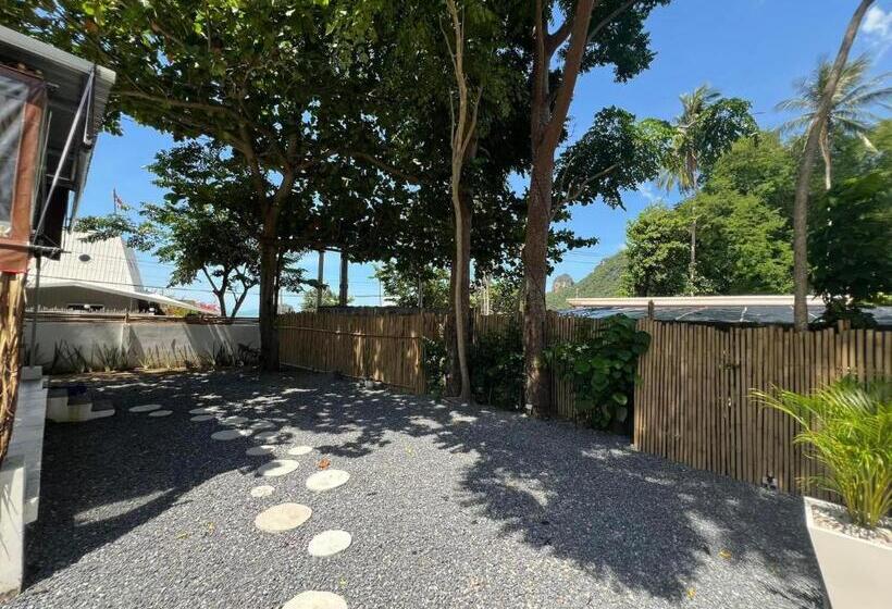 Chill Lay Resort Donsak