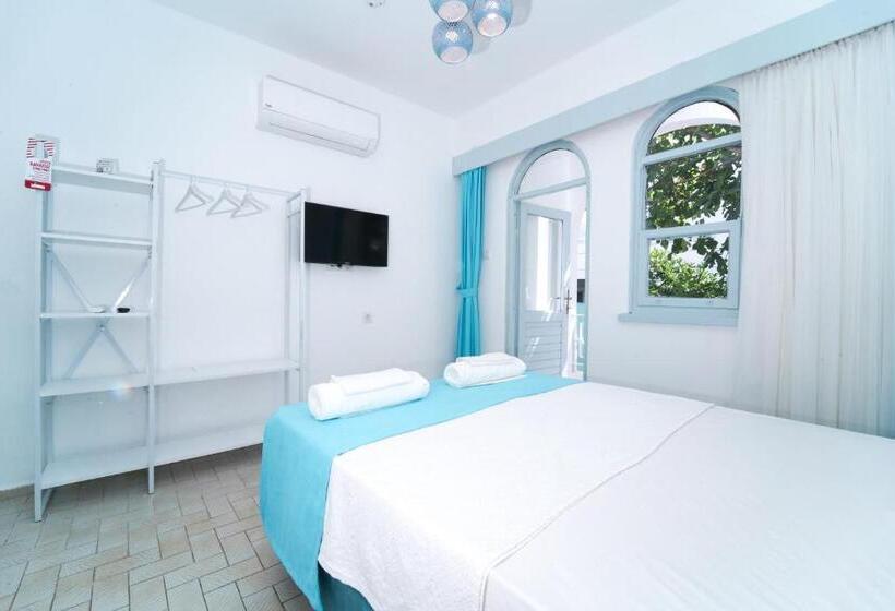 هتل Kemer Royal Beach