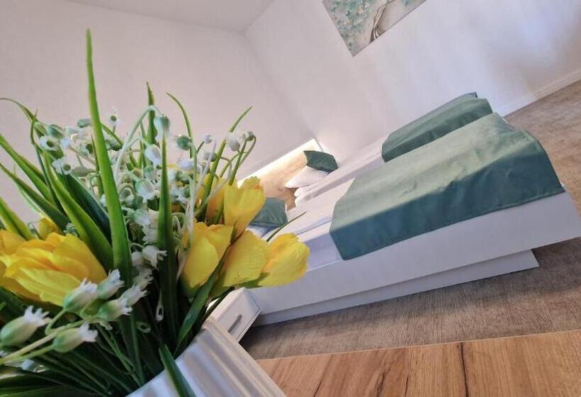 هتل La Chambre