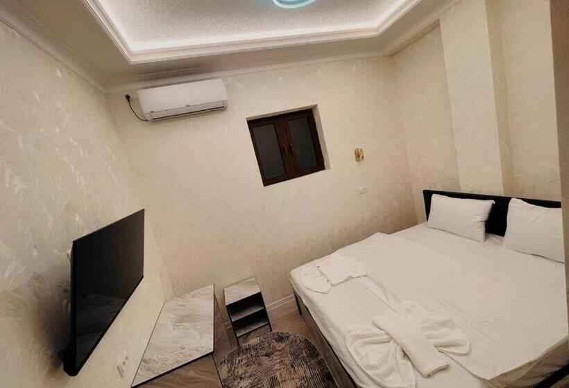 هتل Status Inn