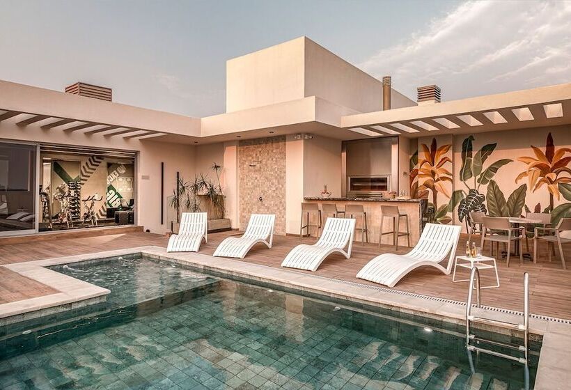 Houze   Stay & Residences By Ava