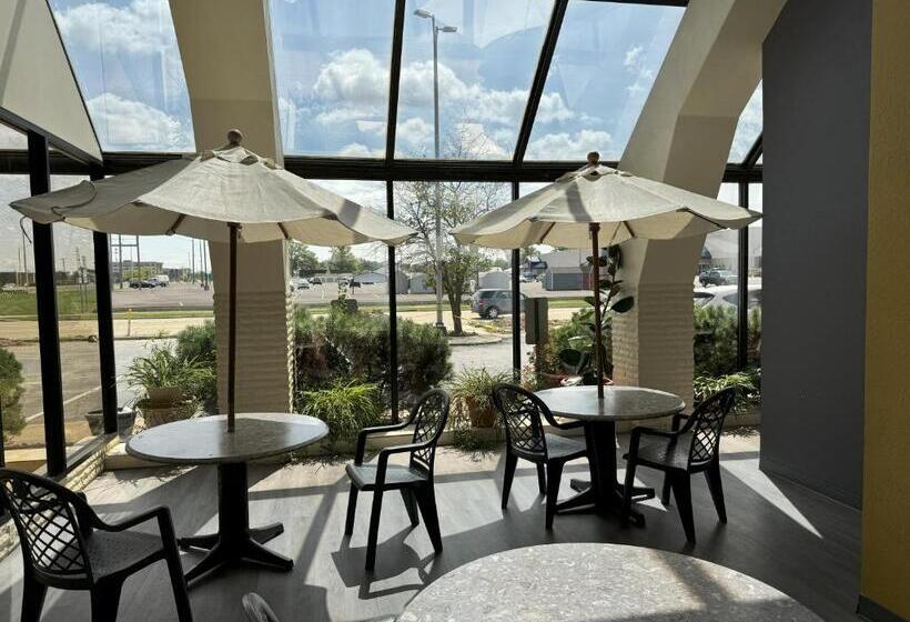 모텔 Sycamore Suites
