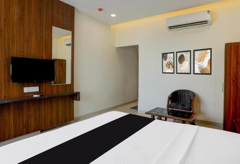 Oyo Hotel Shreeji