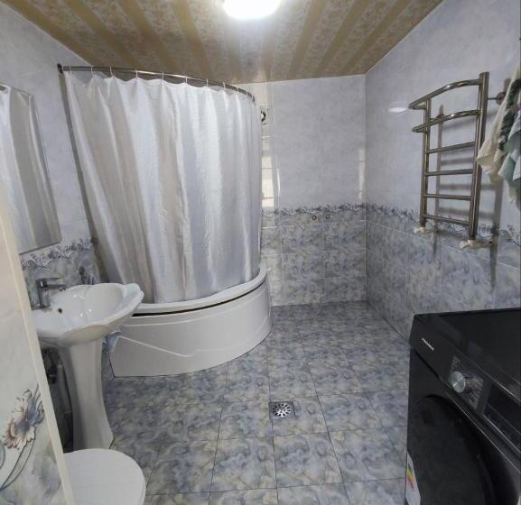 پانسیون Saidjanov Hostel