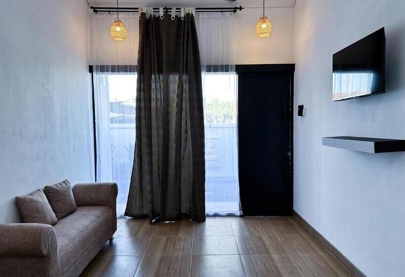 旅馆 Elbe Homestay By Bali Cabin