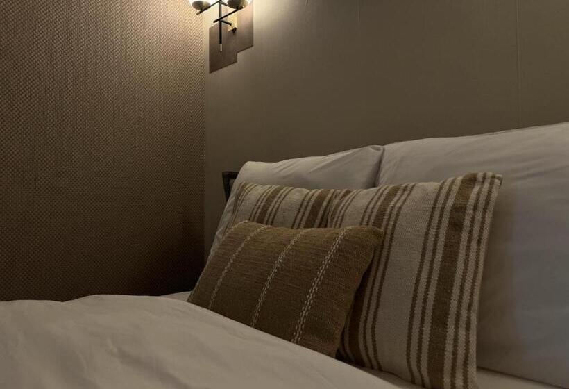 تختخواب و صبحانه Berg En Bos Suite