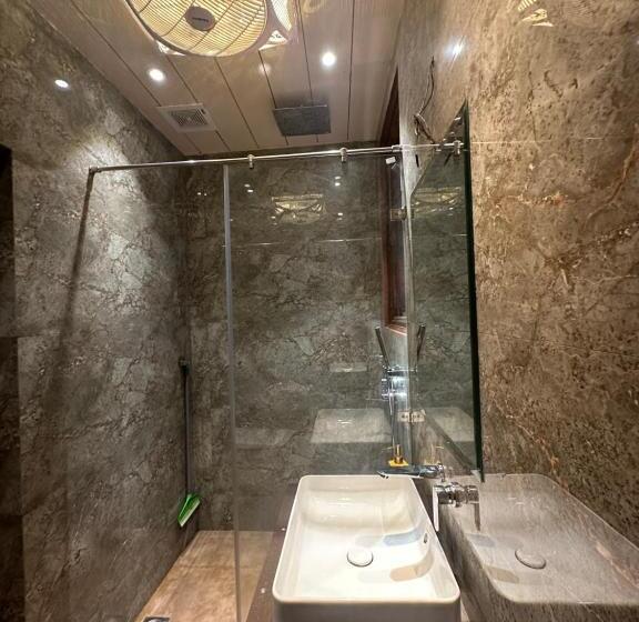 ベッドアンドブレックファースト Bhagya Homestay Luxury Room  Mohali S Best