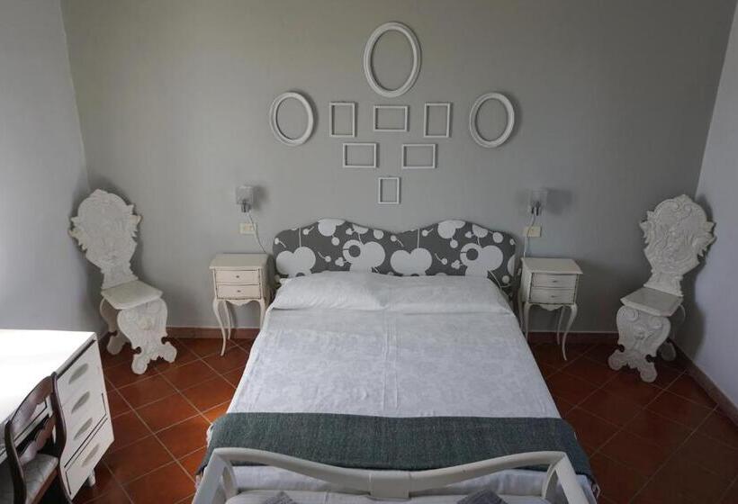 تختخواب و صبحانه La Casa Di Patty Versilia