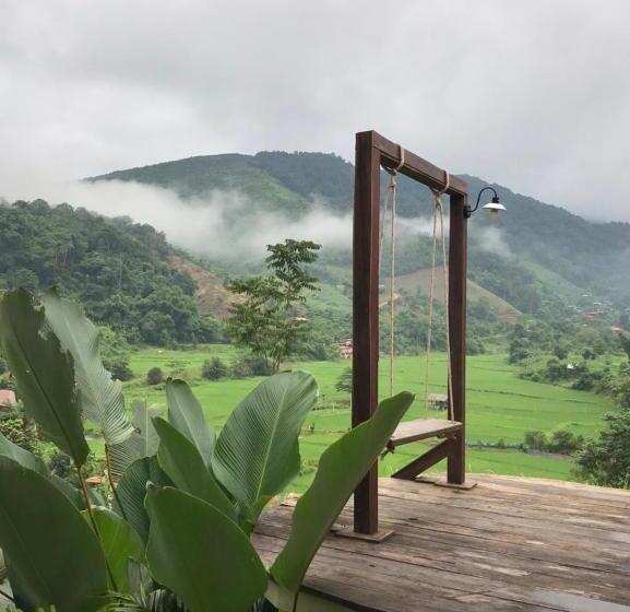 تختخواب و صبحانه สะปัน Riva Camp