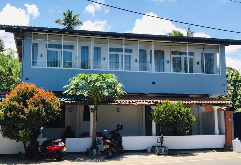 تختخواب و صبحانه Unique Sunrise Inn