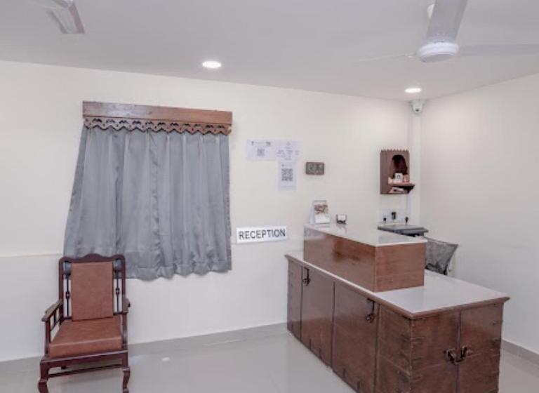 هتل Anjali Residency Bhuj
