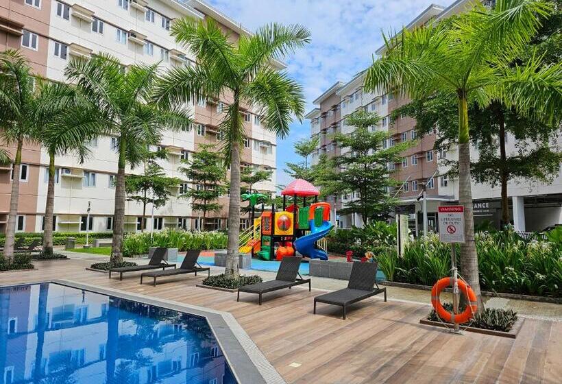 فندق Lakwatsero Caviteño Suites