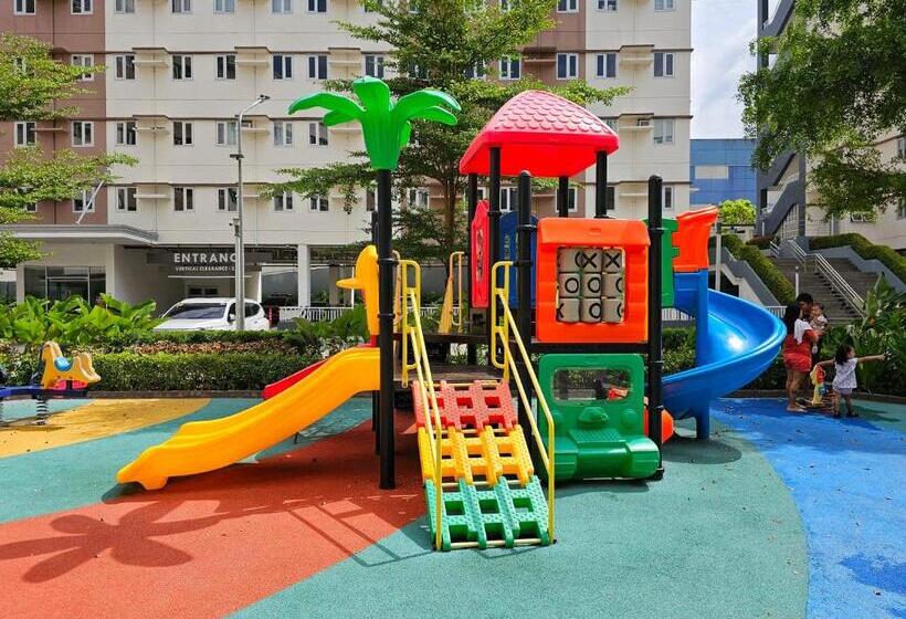 فندق Lakwatsero Caviteño Suites