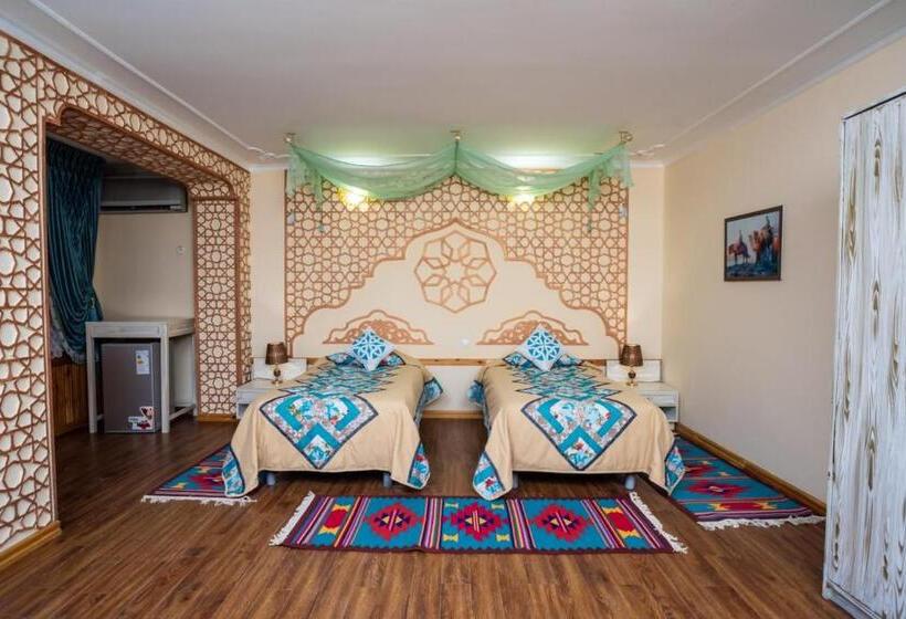 בית מלון כפרי Malika Khorezm