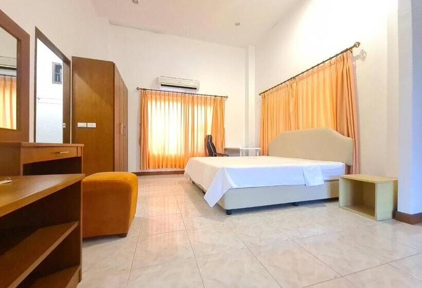 فندق Poo Villa Rawai