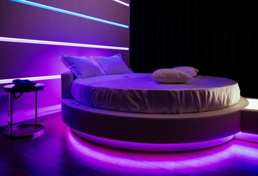 Motel Sideway