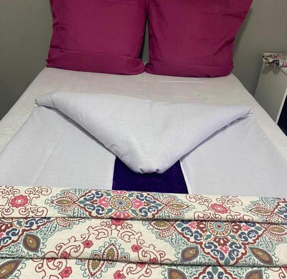 پانسیون Contractors Accommodation At Pio Guest House