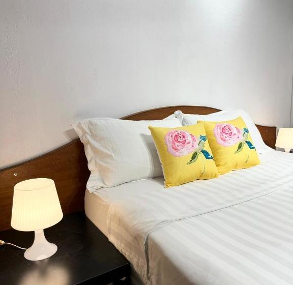 بنسيون Rumah Jambu Manis Netflix,free Wifi, 3 Minutes To Kuala Berang