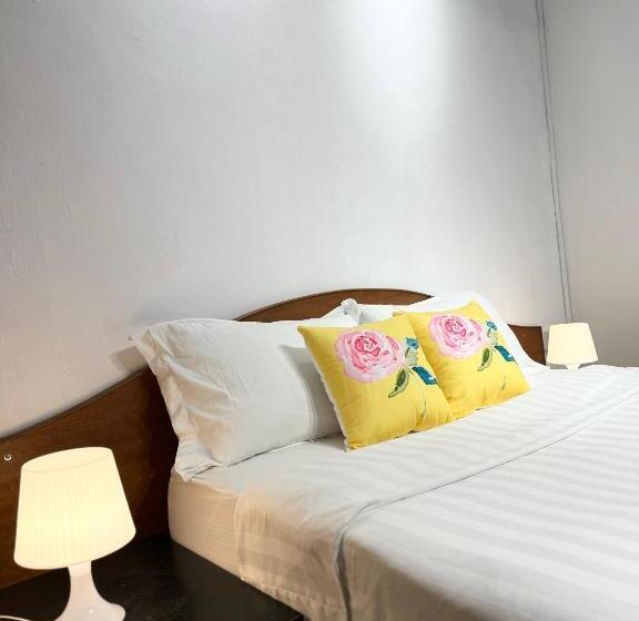 بنسيون Rumah Jambu Manis Netflix,free Wifi, 3 Minutes To Kuala Berang