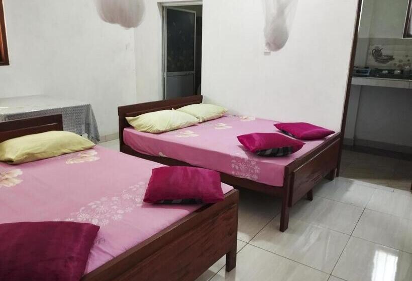 پانسیون Star Home Stay Benthota