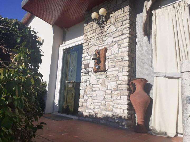 پانسیون Villa Lucca
