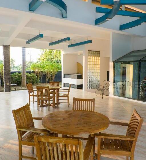 Balai Condominiums