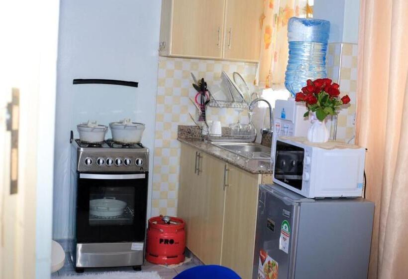 تختخواب و صبحانه Nonpariel Suites Supaboma Apartments Embakasi