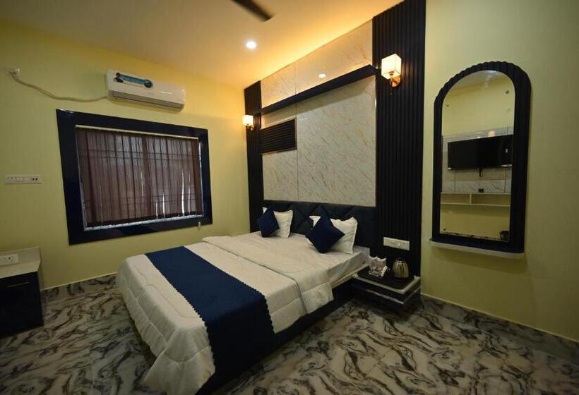 فندق The Vintage Plaza