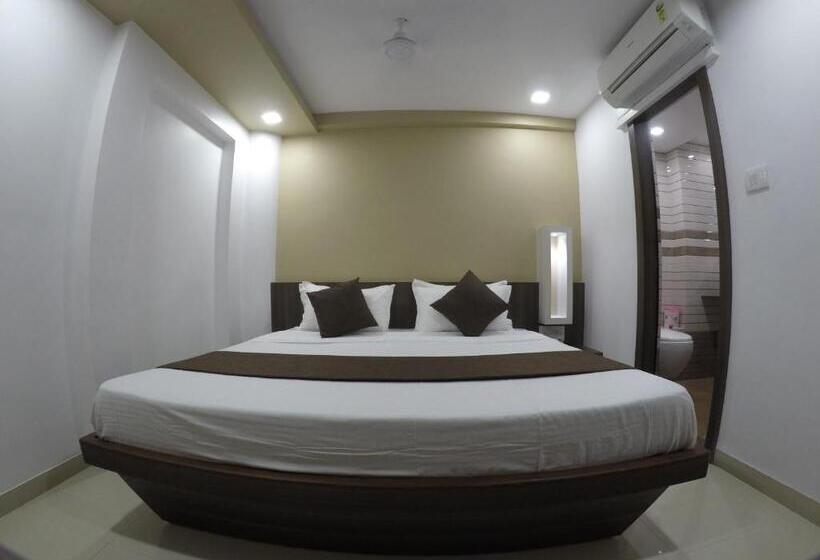 New Hotel Ideal