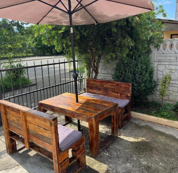 پانسیون Seaside Dream Inn Guest House