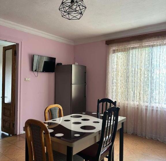 پانسیون Seaside Dream Inn Guest House