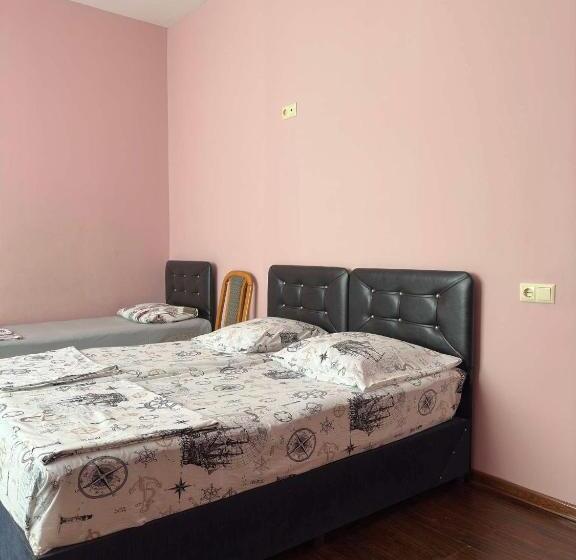 پانسیون Seaside Dream Inn Guest House