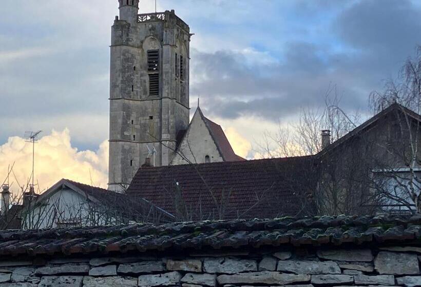 پانسیون Zotheca