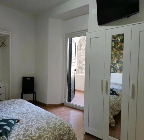Sathicula B&b