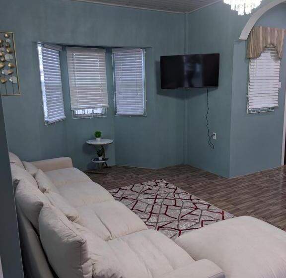 تختخواب و صبحانه 43 Dougville Melanie Ecd