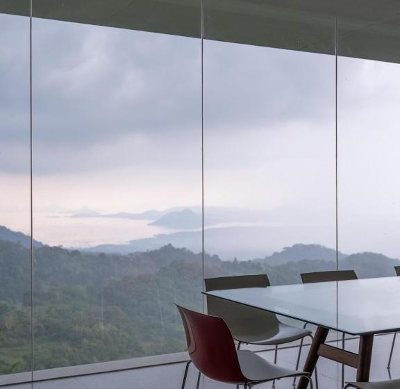 مبيت وإفطار Hill House