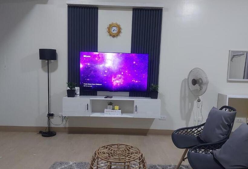 צימר Manhattan Plaza 1 Araneta Cubao Sereene City Bnb