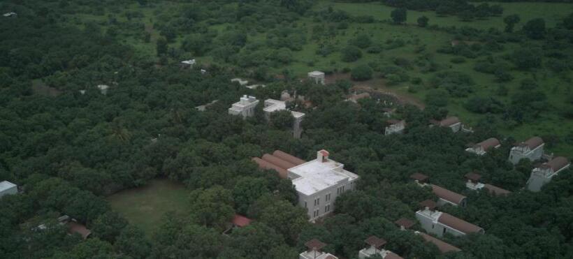 Le Casa Lion Resort