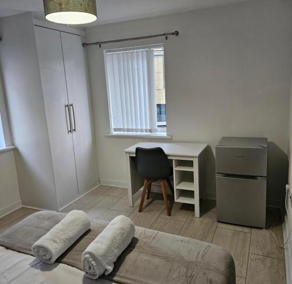 پانسیون Fabulous Guest House In Dartford