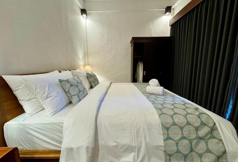 펜션 Pranawa Guest House