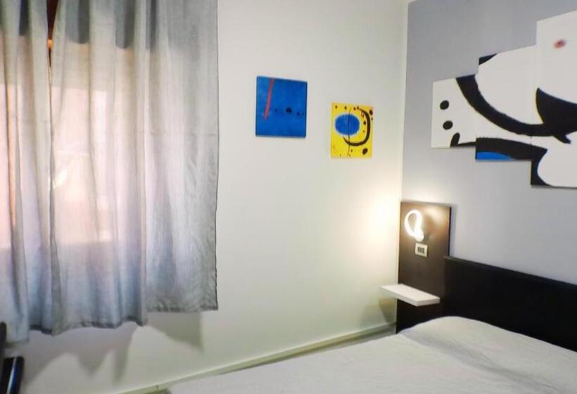 پانسیون Soverato Sweet Home Mirò