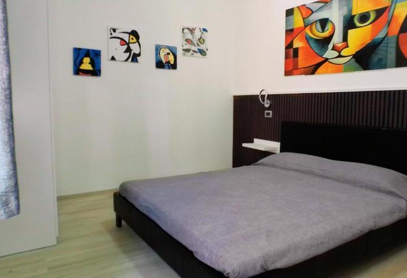 پانسیون Soverato Sweet Home Picasso