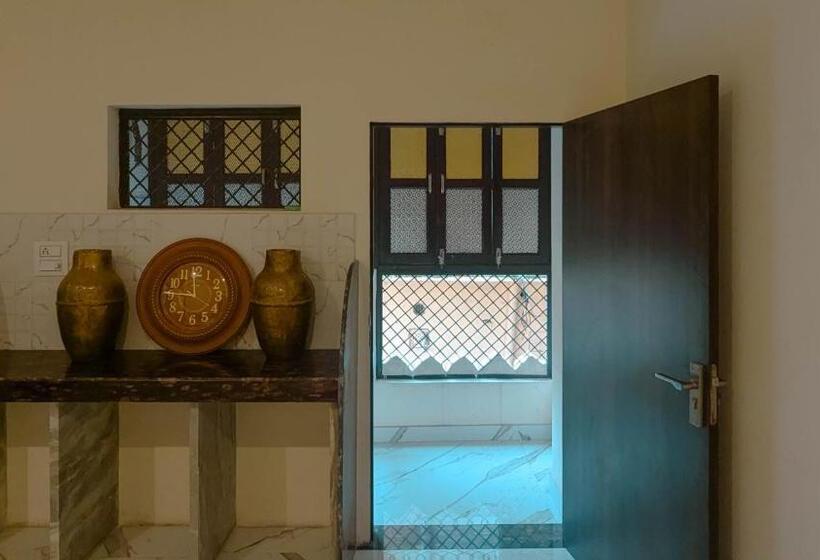 پانسیون The Pink Nest Backpackers Abode