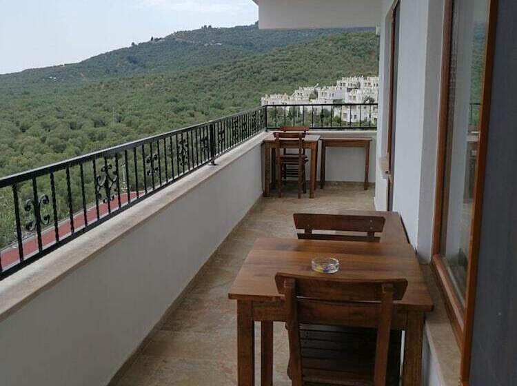 تختخواب و صبحانه Kaymak Tepesi Tatil Evi